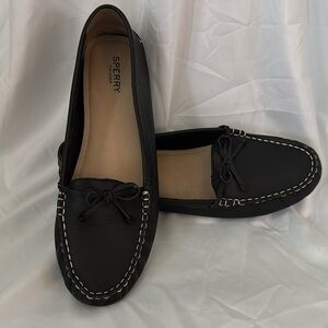 Sperry women’s black loafer size 10 M